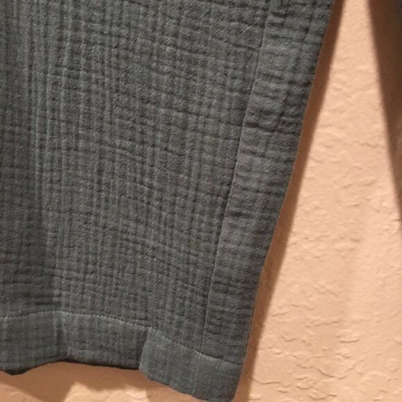 Lisa Rinna Green Pull on pants wide leg cropped XS - Picture 6 of 6